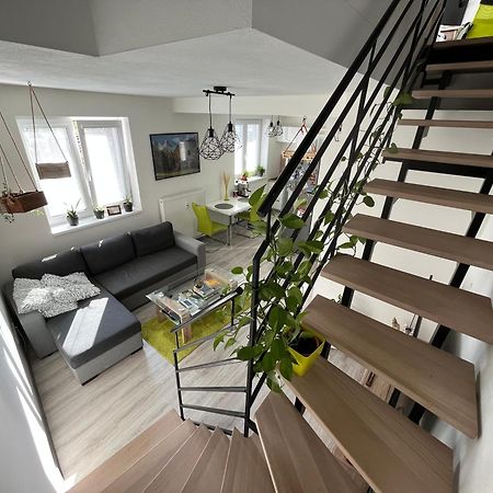 Kysucke Nove Mesto Tranquille Inn Apartment מראה חיצוני תמונה