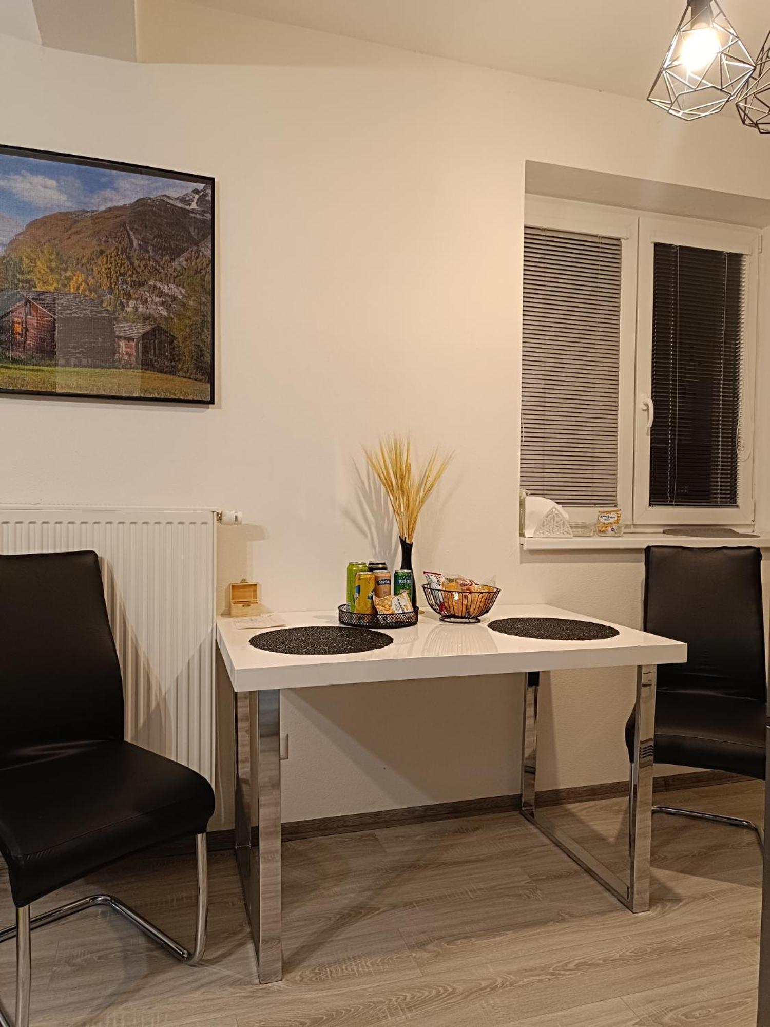 Kysucke Nove Mesto Tranquille Inn Apartment מראה חיצוני תמונה