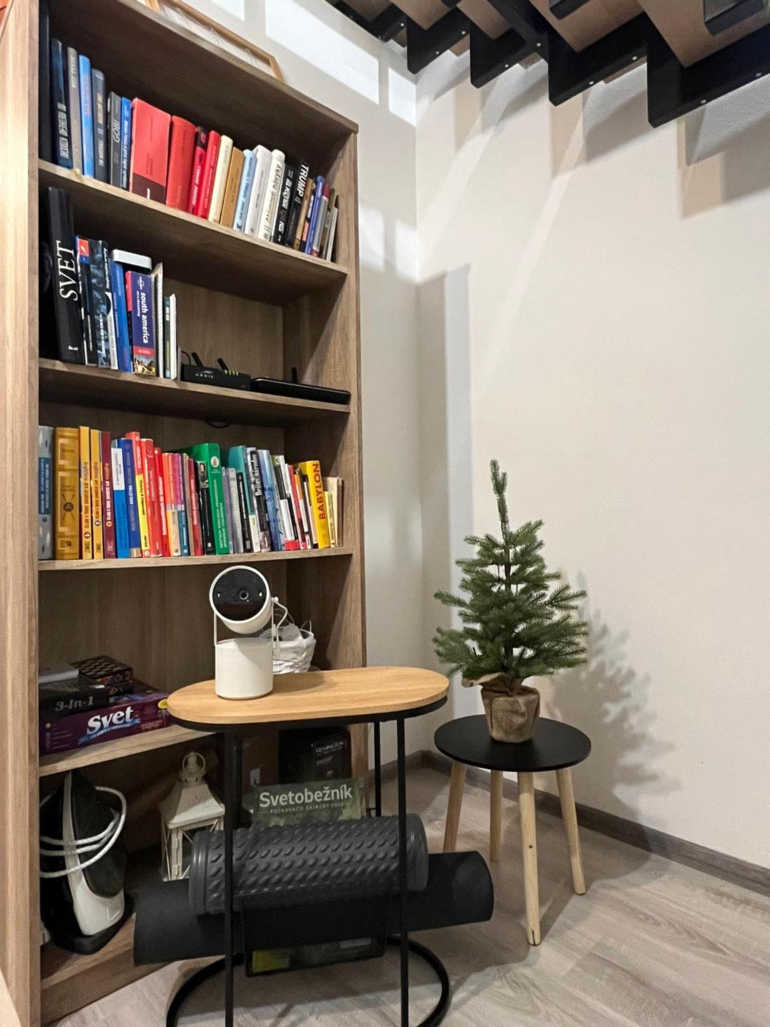 Kysucke Nove Mesto Tranquille Inn Apartment מראה חיצוני תמונה